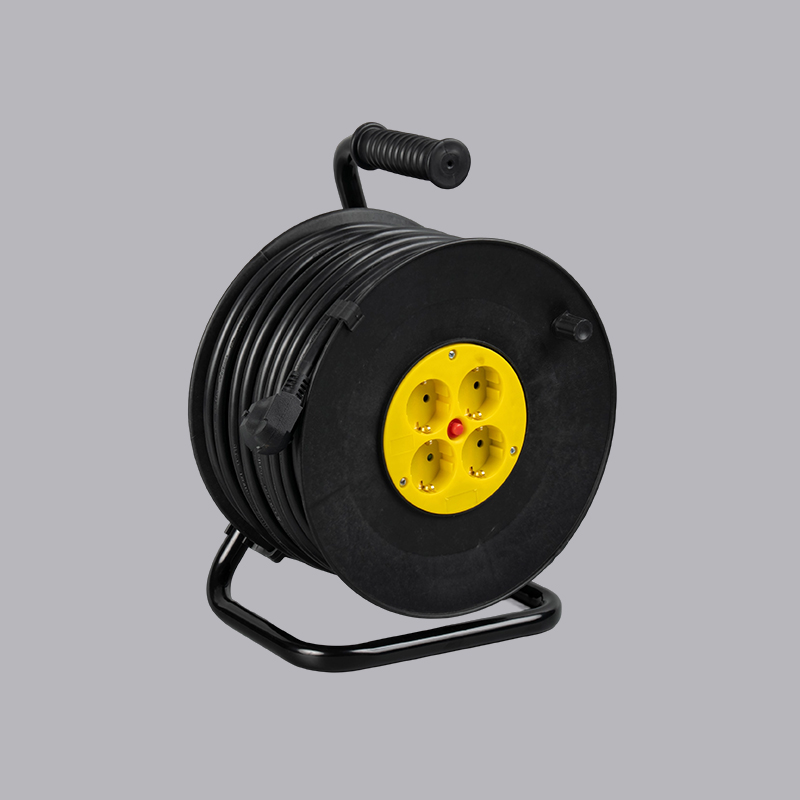 G4R-2.5P Rangka Besi Tipe Jerman 3G2.5mm² Gulungan Kabel 30M