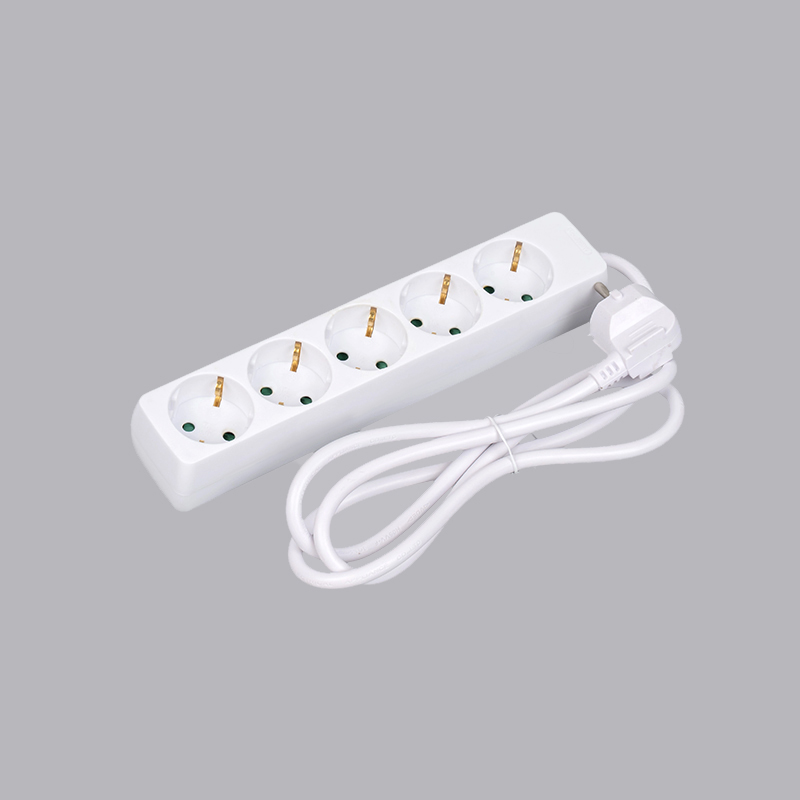 LOB-05 Multi-Socket soket ekstensi 5 arah berbentuk persegi panjang tipe Jerman
