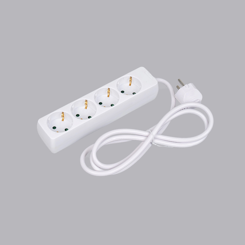LOB-04 Multi-Socket soket ekstensi 4 arah berbentuk persegi panjang tipe Jerman